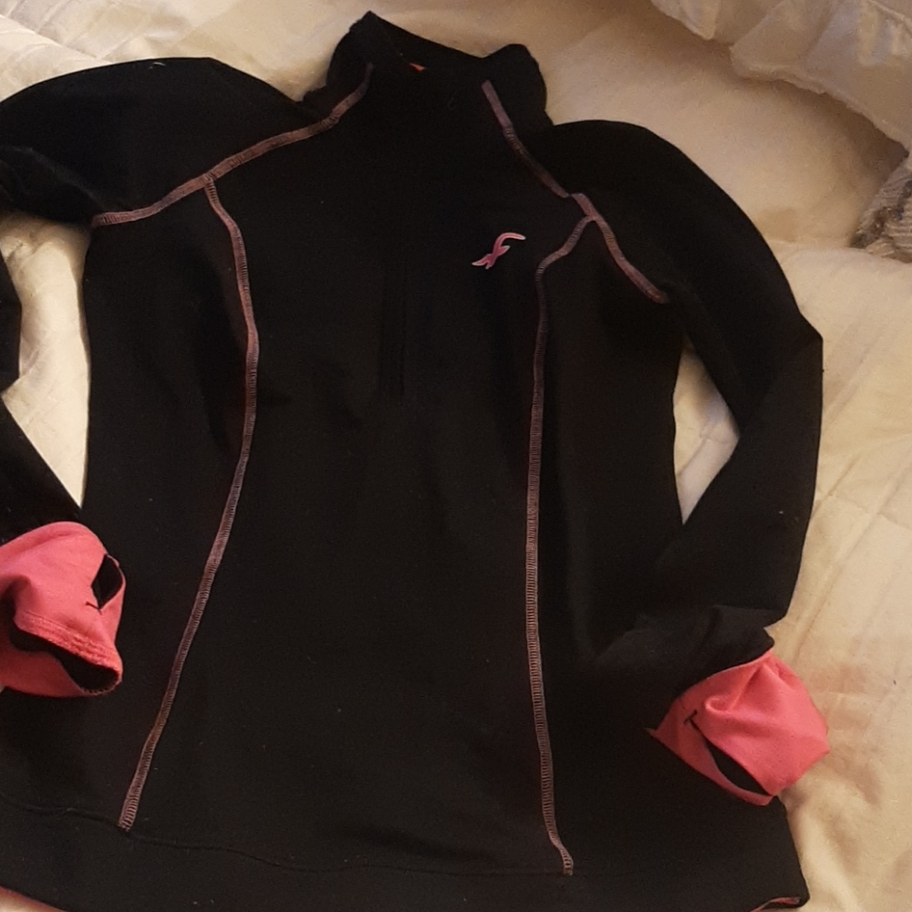 Hollisrer XS workout set blue eith pink